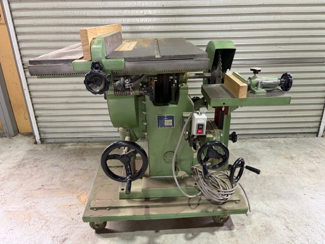 ���䏸�~��